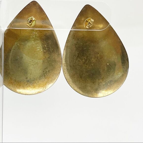 Vintage Costume Jewelry Metal Teardrop Shape Cream w/Blue Squiggle Lines - Picture 4 of 5